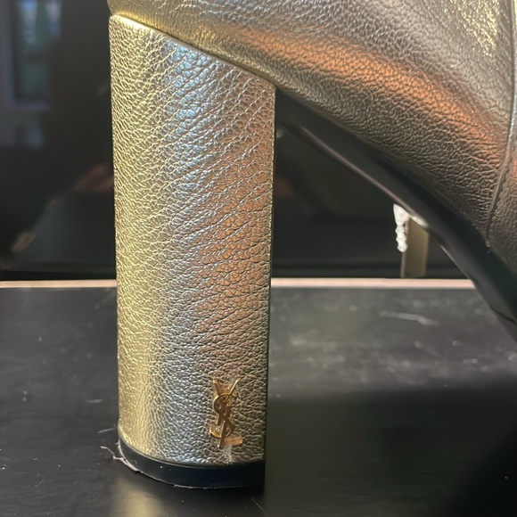 Ladies light gold Saint Laurent Paris ankle boots, YSL logo metal on heel - Picture 3 of 7